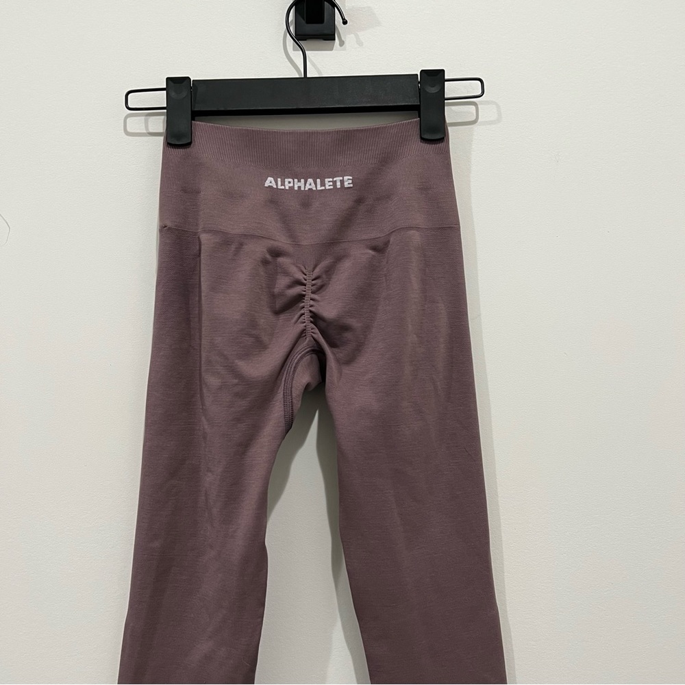Alphalete amplify leggings